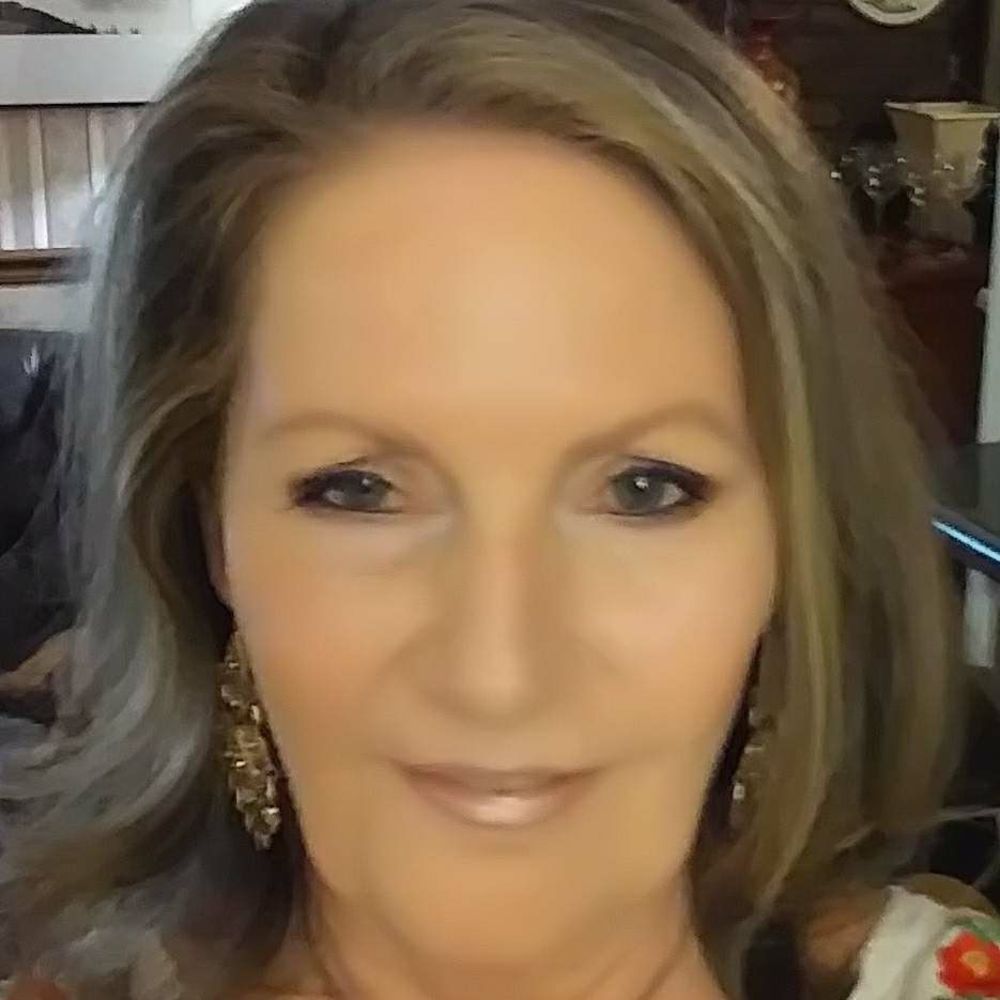 Meet your Posher, Linda